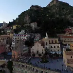 Vello D'oro 3* تاورمينا