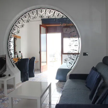 Vello D'oro 3* تاورمينا