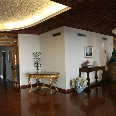 فندق Vello D'oro تاورمينا