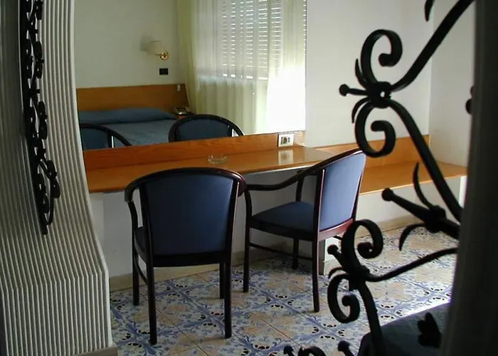 Vello D'oro טאורמינה